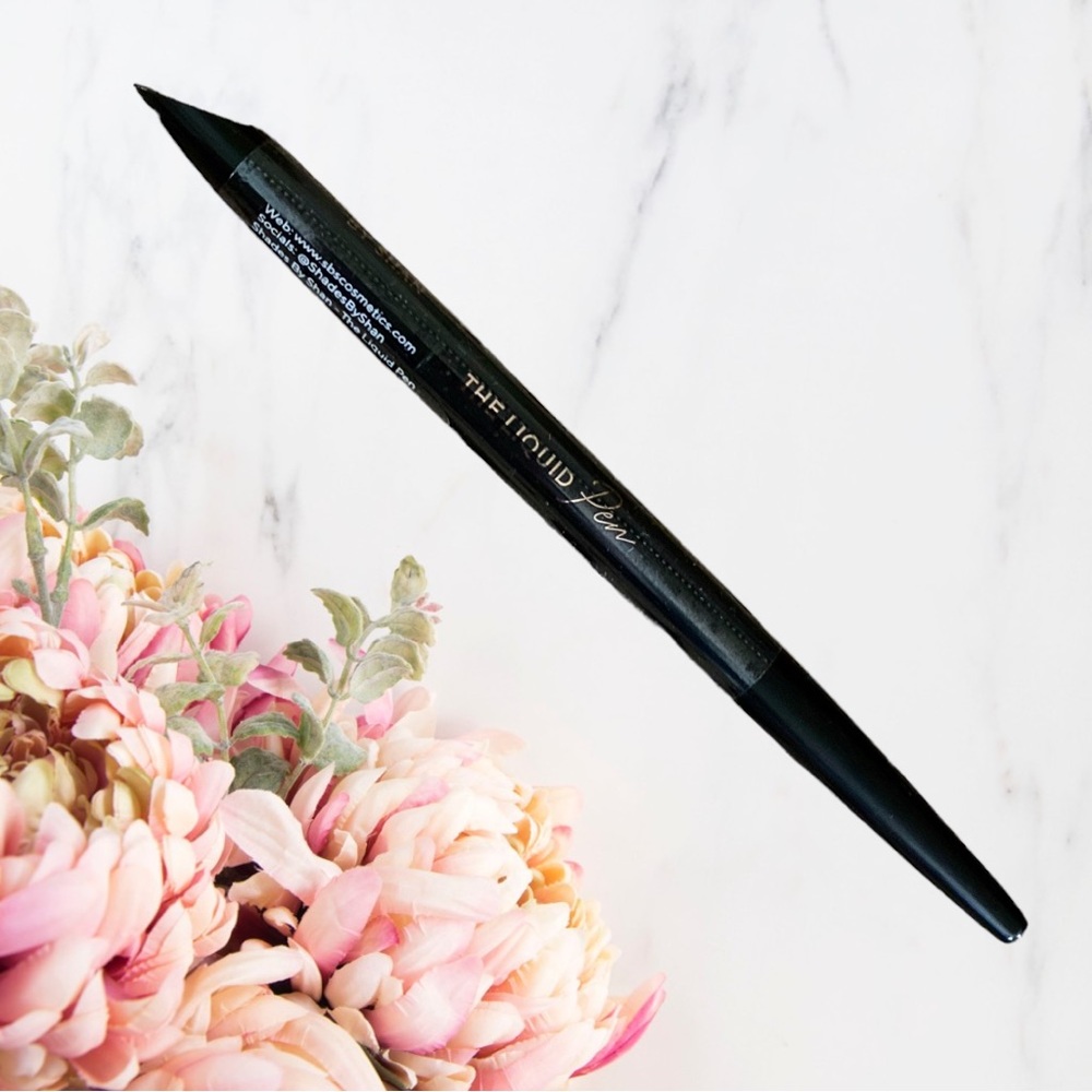 SHADES BY SHAN LIQUID EYELINER PEN IN SAPPHIRE